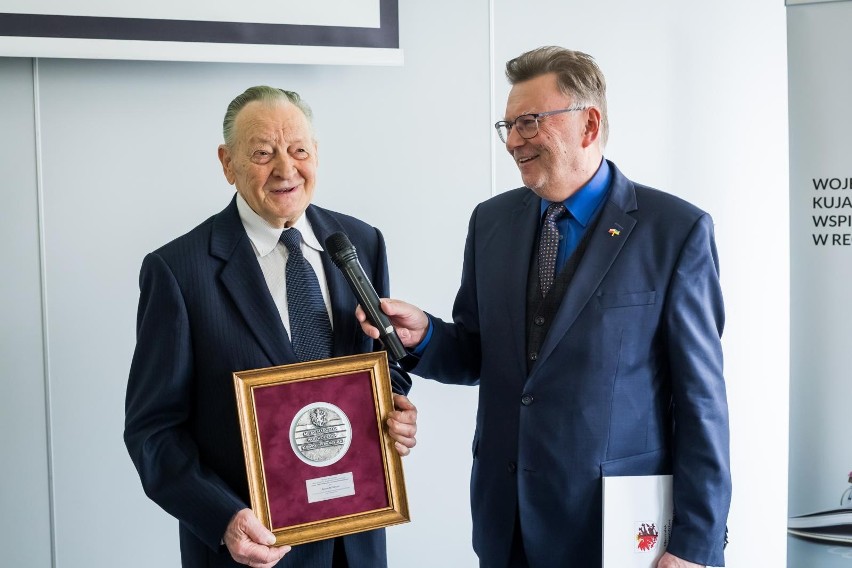 Ryszard Pukszto otrzymał Medal Marszałka Województwa...