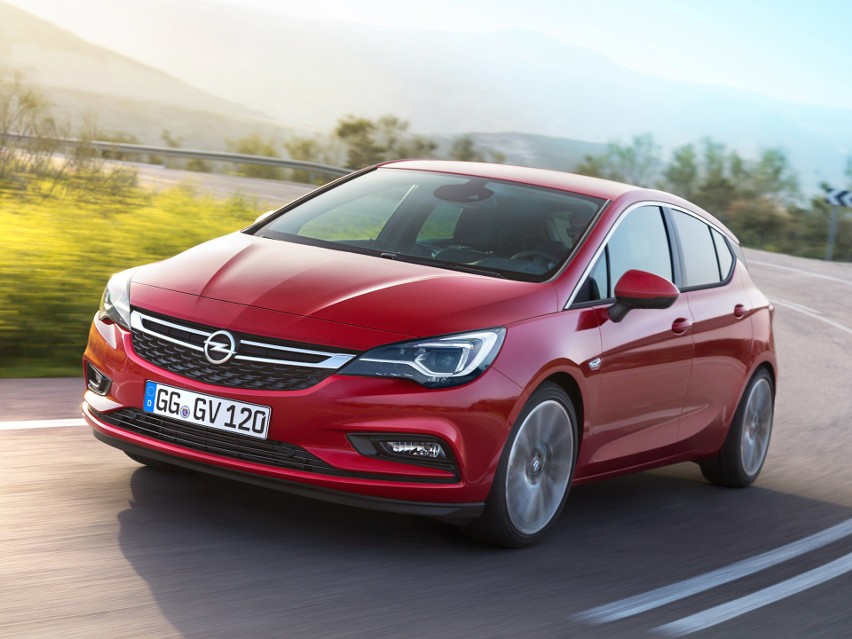 4. Opel Astra. Liczba zarejestrowanych egzemplarzy w 2015...