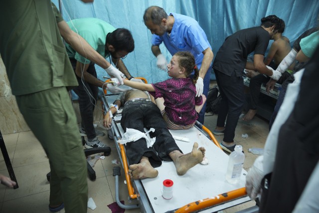 Wśród ofiar izraelskich ostrzałów rakietowych i bombardowań Gazy jest wiele palestyńskich dzieci.