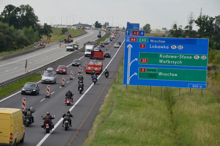 Darmowy przejazd autostradą A1, a na naszej A4 dalej korek (ZDJĘCIA)