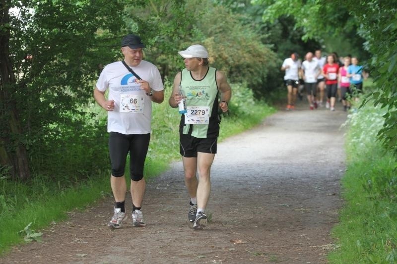 Nocny Wrocław Półmaraton 2013 odwołany! Tłum spontanicznie ruszył ulicami! A Dutkiewicz przeprasza