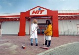 Tak wyglądało otwarcie pierwszego hipermarketu w Krakowie. To był "Hit"! [ZDJĘCIA ARCHIWALNE]