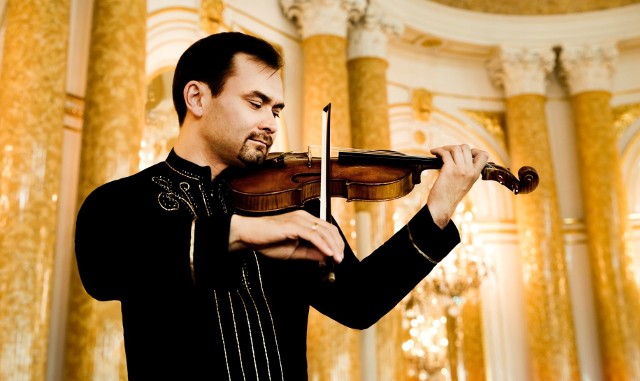 Wybitny skrzypek Janusz Wawrowski zagra w niedzielę, 1 września 2019 r. w Kostrzynie na Stradivariusie wartości ok. 20 mln złotych