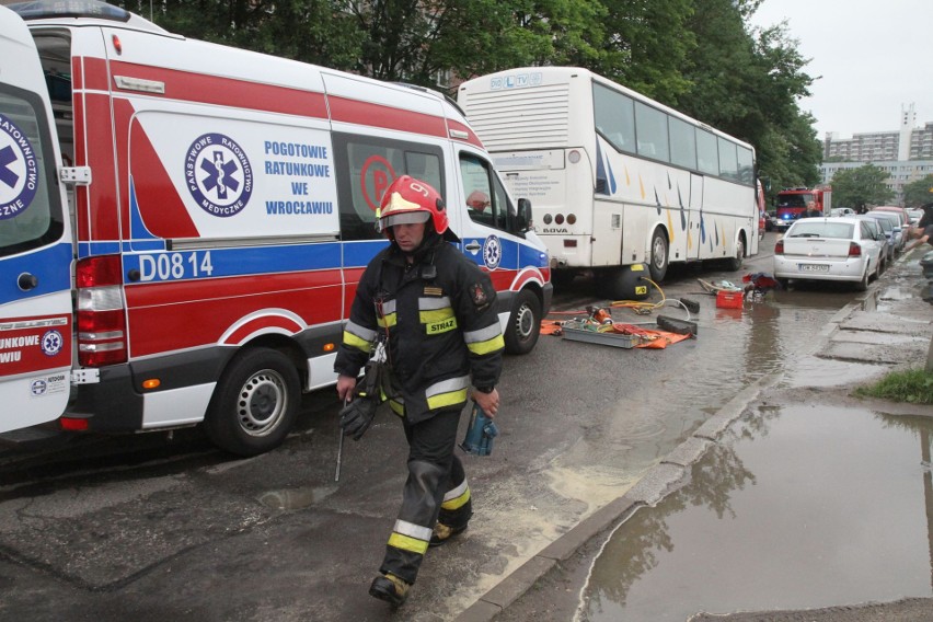 Tragiczny wypadek rowerowy. Matka zginęła, dziecko przeżyło 