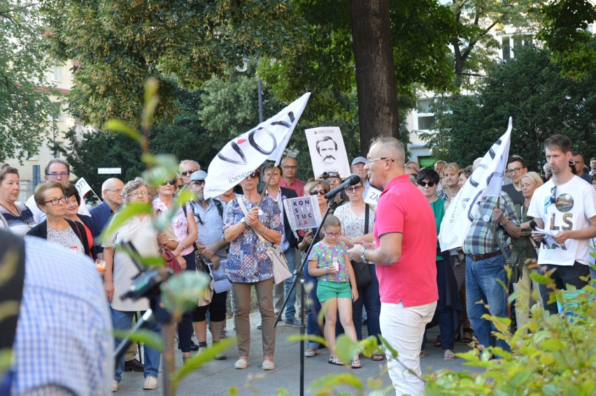 Opole, 3 lipca 2018. Protest w obronie Sądu Najwyższego.