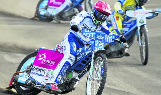 Martin Vaculik (w czerwonym kasku) we wtorek w zawodach w Norrkoeping zdobył tylko 4 punkty.