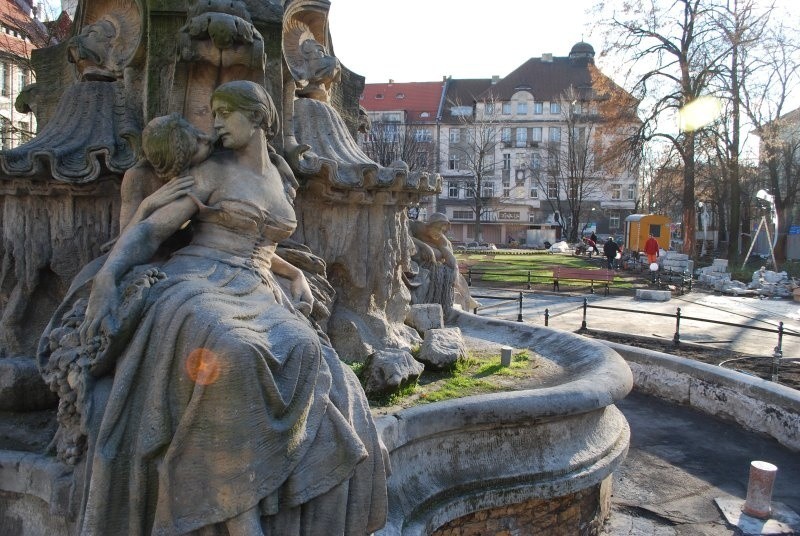 Opole: Plac Daszynskiego po remoncie.