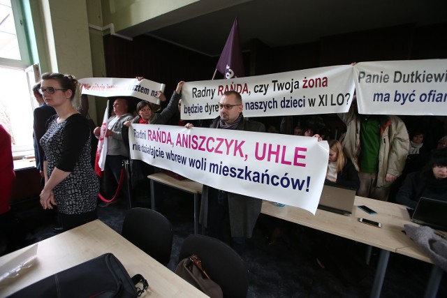 D. Dudała to znany wrocławski społecznik. Ostatnio zaangażował się w walkę o jedną z lokalnych szkół