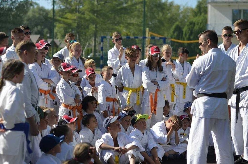 Moc atrakcji dla reprezentantów niepołomickiej Akademii Karate Tradycyjnego