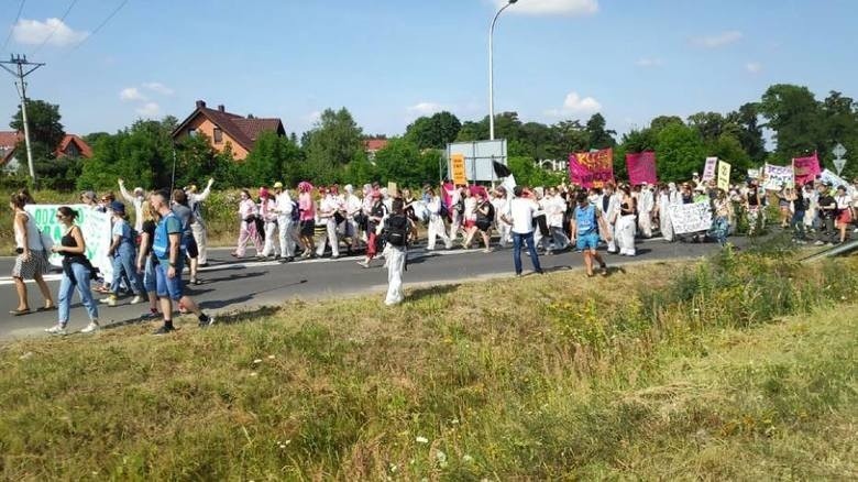 Czy przez kopalnię węgla brunatnego w Kleczewie ubywa wody z...