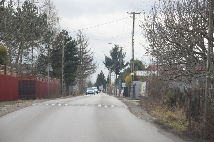 Zjazd z autostrady kończy się teraz w Ostrowie. Aby jechać...