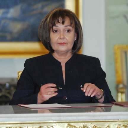 Jolanta Fedak. 49 lat, pochodzi z Żar, liderka lubuskiego PSL, była wicewojewoda i wicemarszałek woj. lubuskiego. Minister pracy. Mężatka, ma córkę Agatę.