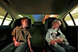 Co dzieci robią w samochodzie?