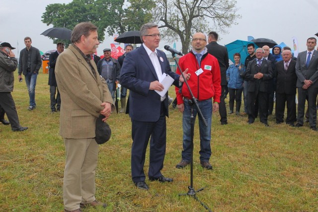 Wybory prezydenckie 2015: Bronisław Komorowski prosi o głosy wielkopolskich rolników [ZDJĘCIA]