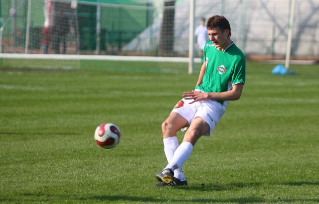 Mateusz Radecki strzelił drugiego gola dla Radomiaka w meczu z Włókniarzem w Zelowie.