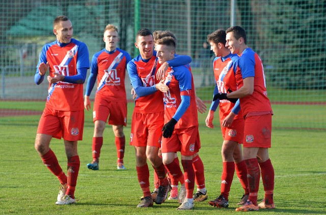 Goście z Przemyśla zaaplikowali Błękitnym aż pięć bramek, mieli powody do radości...