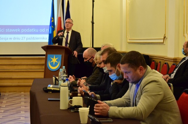 Kamil Kalinka, przewodnicząc klubu radnych Prawo i Sprawiedliwość w Radzie Miasta Tarnobrzega zapowiedział, że nie poprze podwyżki