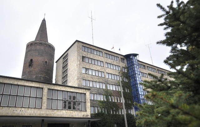 Opolski Urząd Wojewódzki jest sztandarowym przykładem Bauhausu nie tylko w Opolu, ale na Górnym Śląsku.