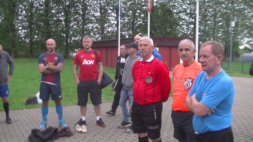 W Kobylnicy odbyły się II Otwarte Mistrzostwa Ziemi Słupskiej w piłce nożnej oldbojów (zdjęcia)