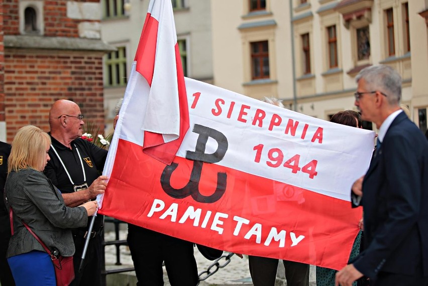 Tak wyglądały krakowskie obchody wybuchu Powstania...
