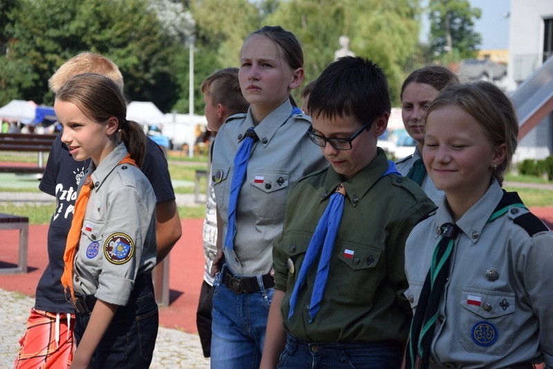 Patriotyczny Lubliniec oddaje hołd powstańcom warszawskim