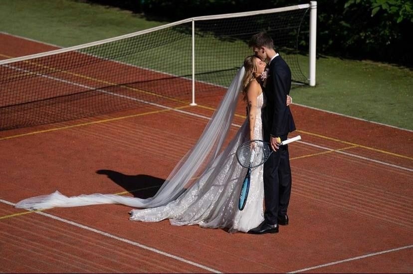 Mistrzyni Wimbledonu Marketa Vondrousova rozwodzi się po dwóch latach małżeństwa. „To po prostu nam nie wyszło”