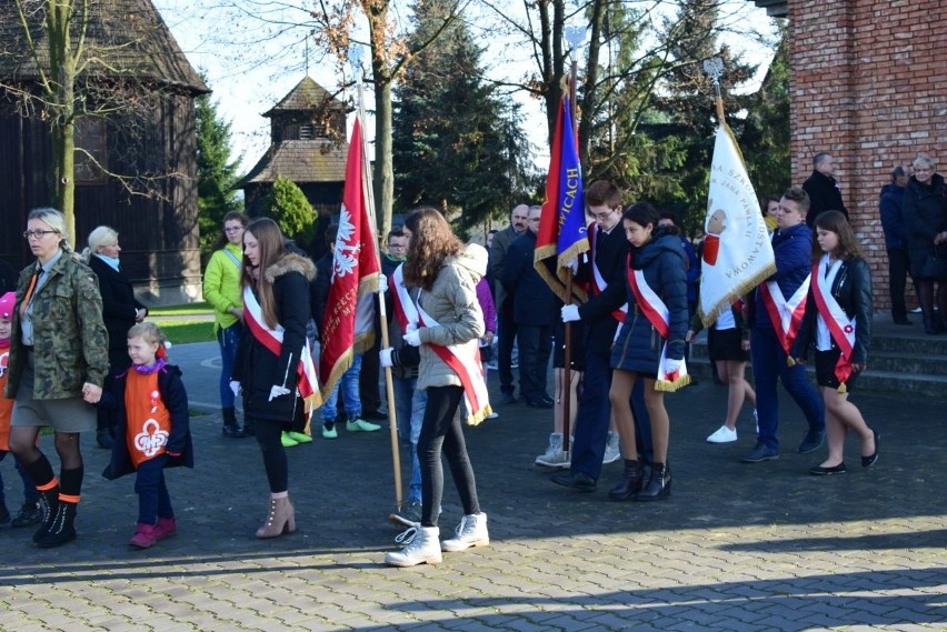 Uroczystości Święta Niepodległości w Bodzechowie [ZDJĘCIA]