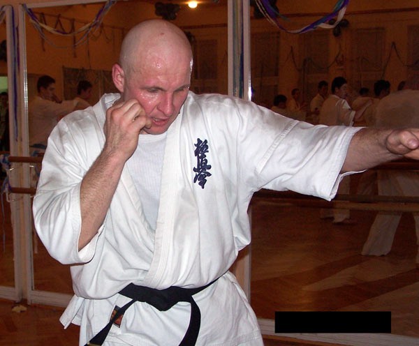 Marek Fiedko z Tarnobrzeskiego Klubu Kyokushin Karate zdobył złoty medal podczas rozgrywanych w Paryżu mistrzostw Europy w karate. 