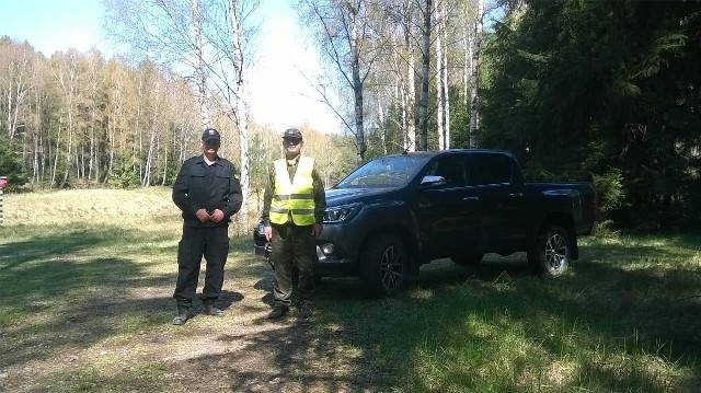 Lasy i akweny wodne  pod kontrolą. W teren ruszyli m.in. leśnicy i policjanci