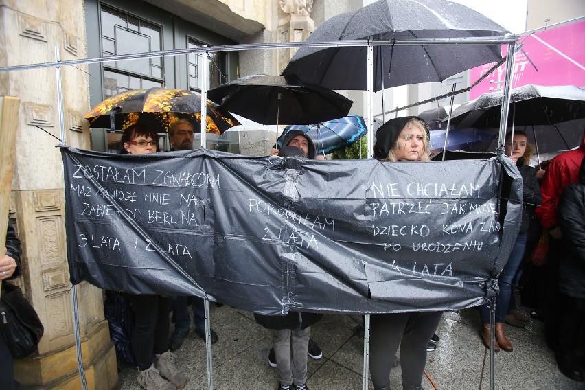 Czarny protest w Katowicach