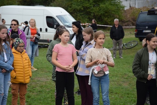 W sobotę (2 października) Zarząd Osiedla nad Studnicą w Miastku oraz MGOK w Miastku zapraszają na festyn rodzinny. Początek o godz. 11 (plac za blokiem nr 6 przy ul. Konstytucji 3 Maja). W programie: gry i zabawy rekreacyjne, konkursy, pokaz sprzętu straży pożarnej i policji, poczęstunek dla wszystkich.