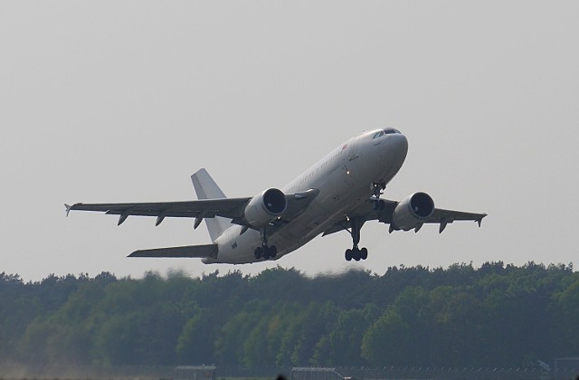 Według ekspertów AirHelp w trakcie wakacji ponad 31 lotów z gdańskiego portu lotniczego było zakłóconych.