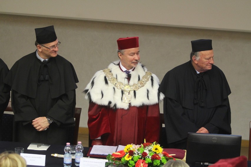 Prof. John Malcom Swales doktorem honoris causa UŚ