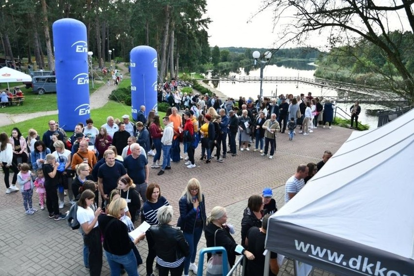 Tłumy widzów na XVIII Festiwalu Muzyki Rozrywkowej w Kozienicach. Piękny koncert i rozdanie nagród - zobacz zdjęcia