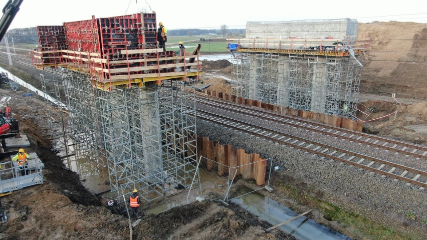 Budowa wiaduktu w Jabłoni Jankowcach