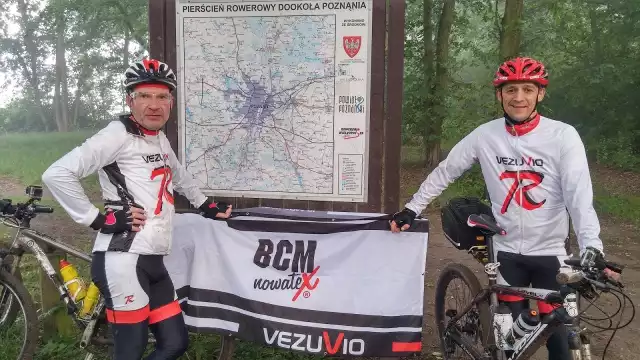 Piotr Rakowski i Tomasz Karwowski pokonali na rowerach 400 kilometrów w ciągu niecałych 24 godzin