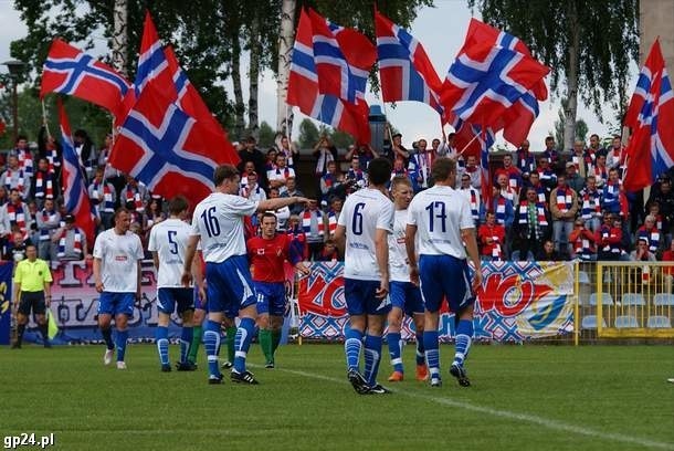 Zdjęcie z czerwcowego meczu Gryfa z Kotwicą, który wygrali słupszczanie 2:0.