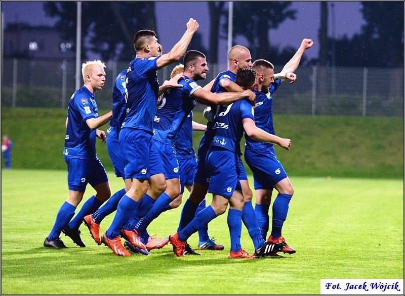 II liga. Kotwica Kołobrzeg - Legionovia Legionowo 2:0 [ZDJĘCIA, WIDEO]