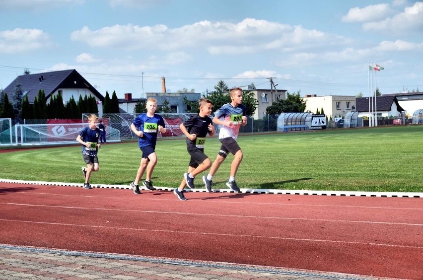 W sobotę 14 września o godz. 11 na stadionie GKS Tarnovia...