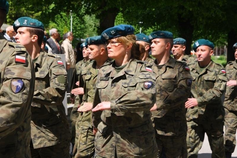 Powitanie żołnierzy w 10. Opolskiej Brygadzie Logistycznej.