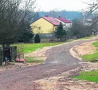 W gminie Odrzywół odnowiono drogi z funduszu sołeckiego.