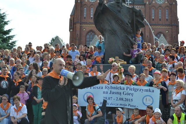 Rybnicka Pielgrzymka na Jasną Górę Wyruszyła