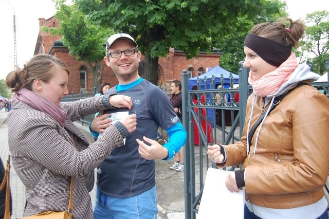 Uczestnicy biegu mieli do pokonania 15 km. Biegli z Występu przez Chobielin do Nakła.Wśród biegaczy nie zabrakło przedstawiciela naszej redakcji. To Witold Opic, dziennikarz działu online "Gazety Pomorskiej&#8221;