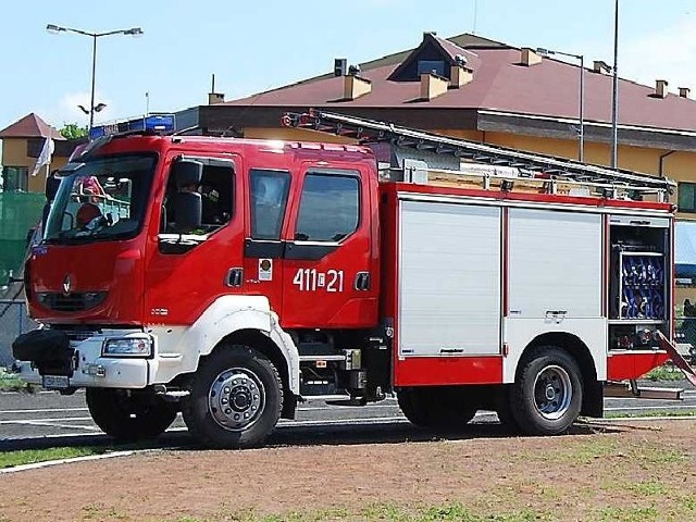 Strażacy z budynku w Kruszynkach (gm. Brodnica) ewakuowali 12 osób.