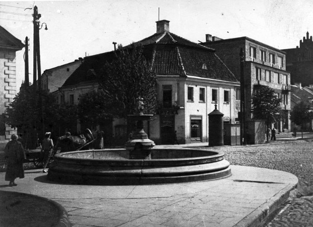 Zdjęcie wykonane przez Eugeniusza Kazimirowskiego w 1939 r. Trwają ostatnie prace budowlane w obecnym centrum Astoria.