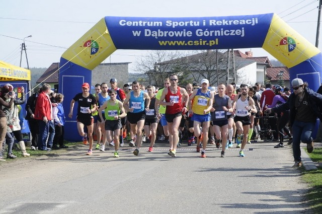 VII Dąbrowski Półmaraton zgromadził na starcie rekordową liczbę uczestników 