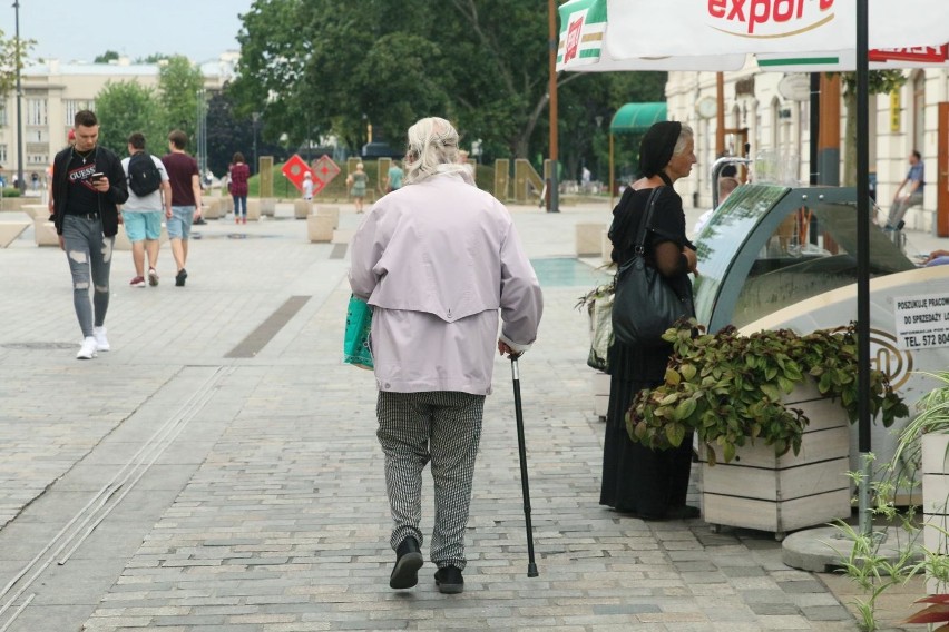 Epidemia koronawirusa wzmocniła izolację starszych, która...