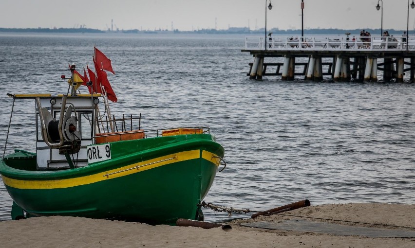 Sopocki piasek wzmocni brzeg morski w Gdyni. Pierwsze prace ruszą w najbliższy poniedziałek, 16.03.2020