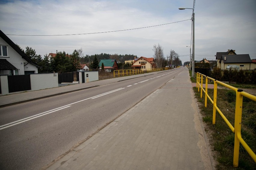 Sobolewo. Ulice zamarły. Mieszkańcy wstrzymują oddech. To reakcja na pacjenta "zero" [ZDJĘCIA]