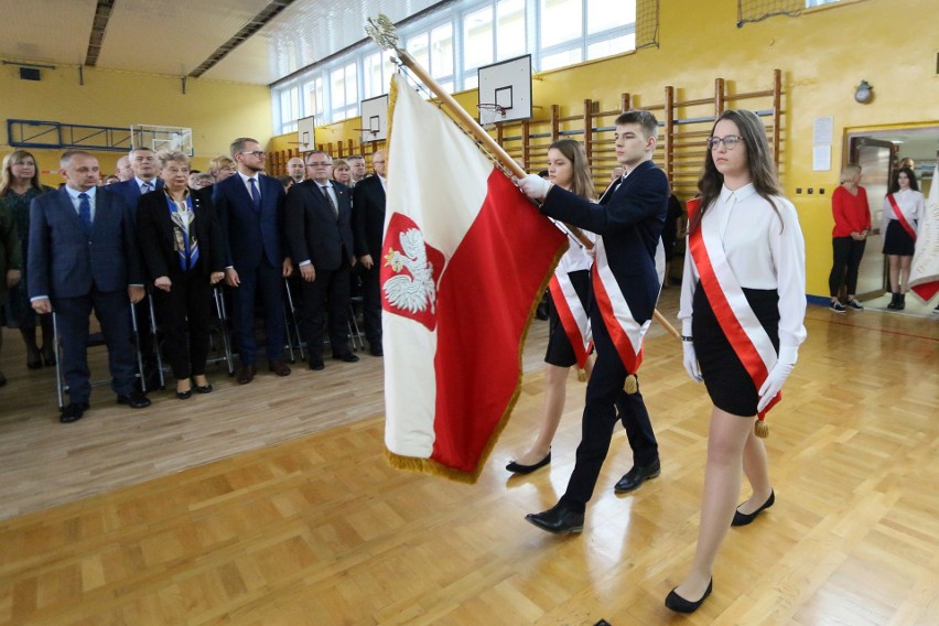 Odsłonięto tablice pamiątkowe radnych Miasta Lublin. Zobacz zdjęcia